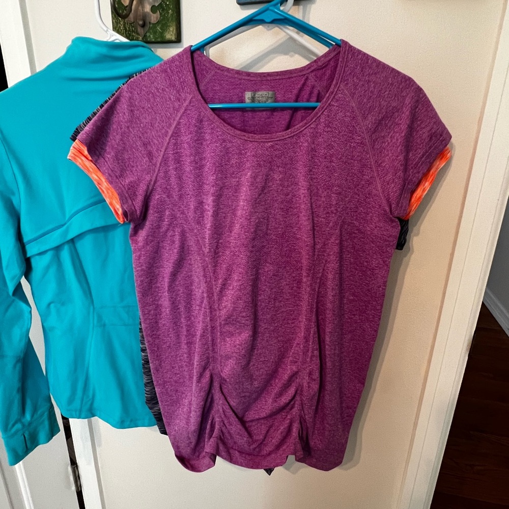 Athleta Xl Tshirt